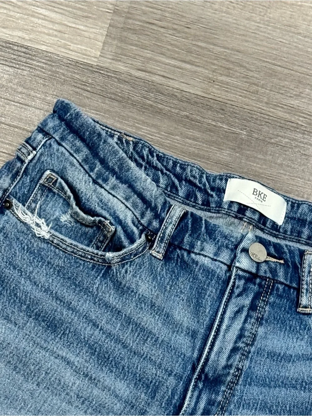 BKE Distressed Denim Cutoff Shorts Size 31 Medium Wash Festival Y2K Casual